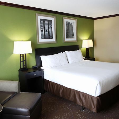 Holiday Inn Chicago/Oak Brook By Ihg Oakbrook Terrace Exterior foto