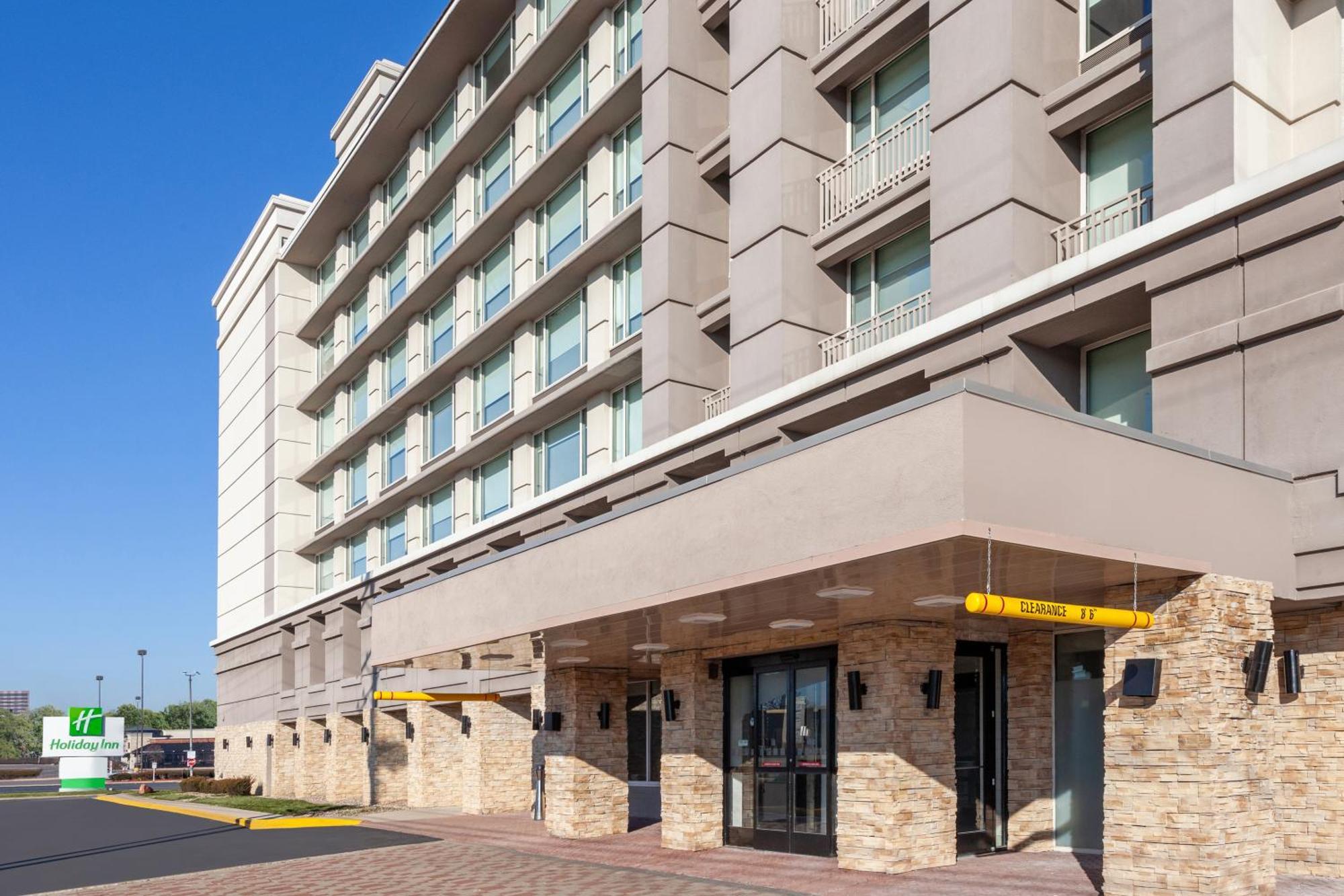 Holiday Inn Chicago/Oak Brook By Ihg Oakbrook Terrace Exterior foto